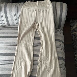 Aerie Offline OG flare leggings
